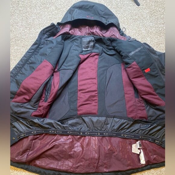 Womens Oakley parka - Picture 3 of 6